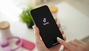 TTvideo VS SssTikTok: Which Downloader Delivers The Best User Experience?